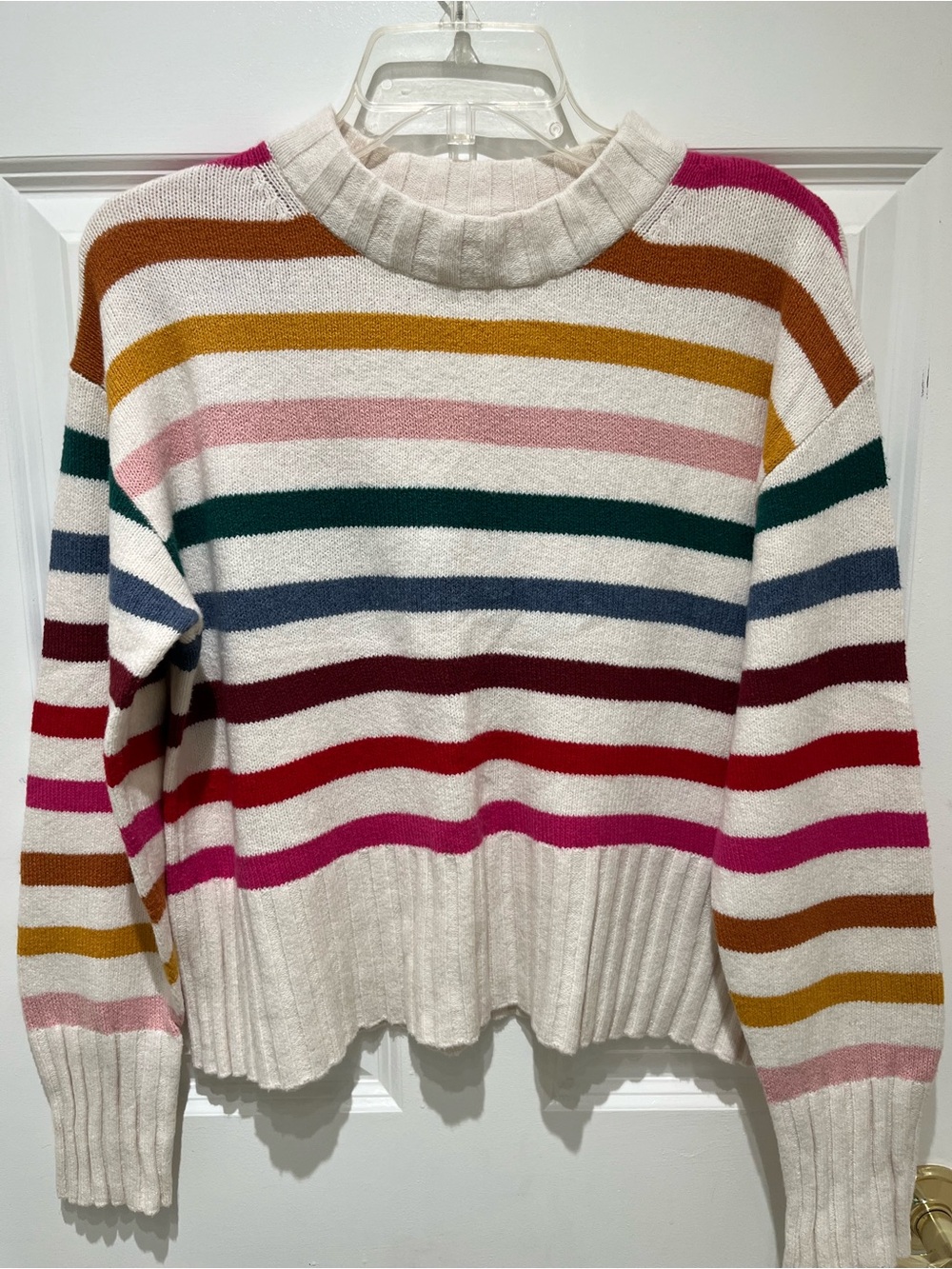 NWT GAP Soft Knit White Multicolor Stripe Ribbed Sweater Size Small - Picture 3 of 12